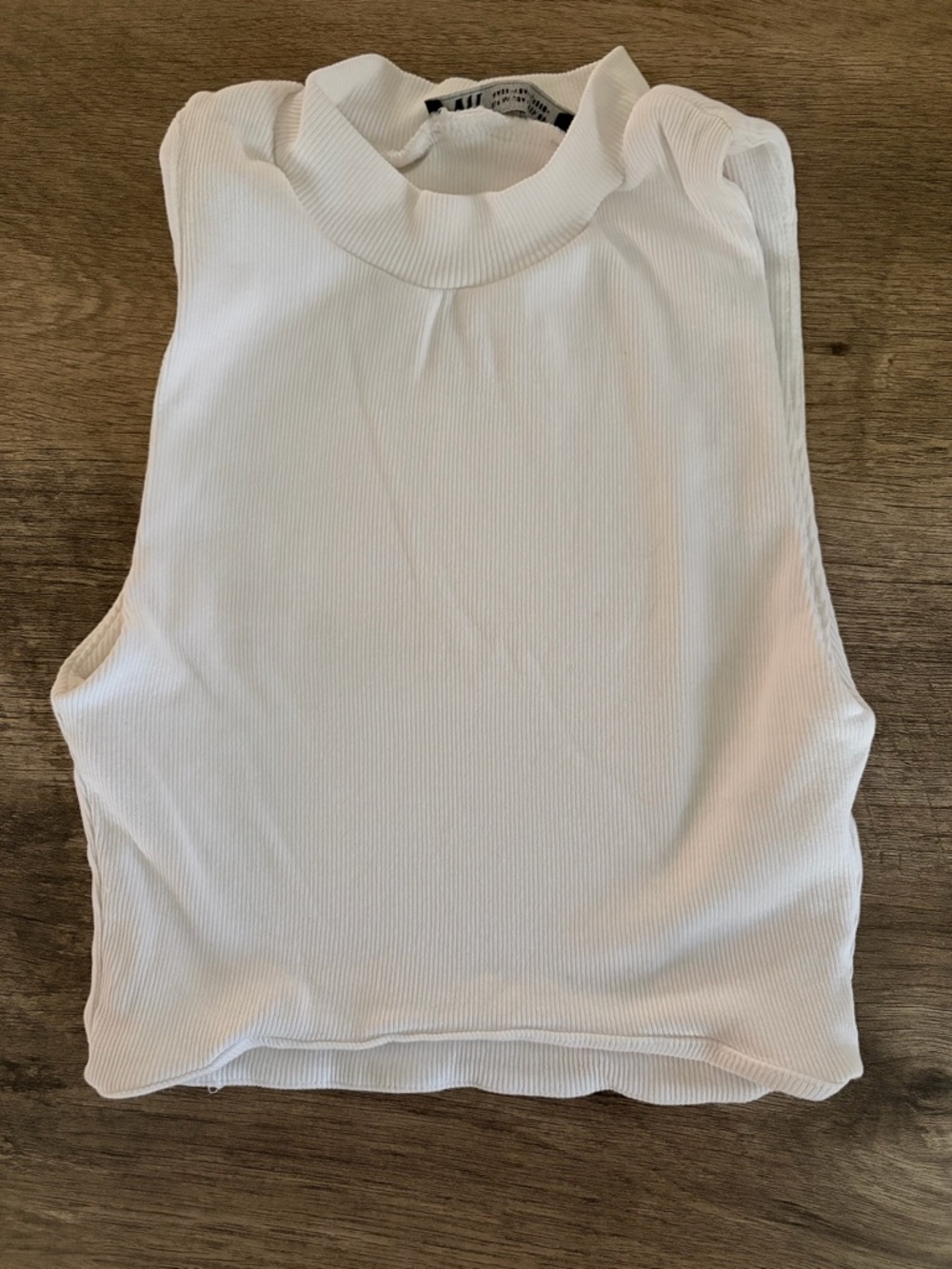 Zara White Ribbed Sleeveless Mockneck Tank